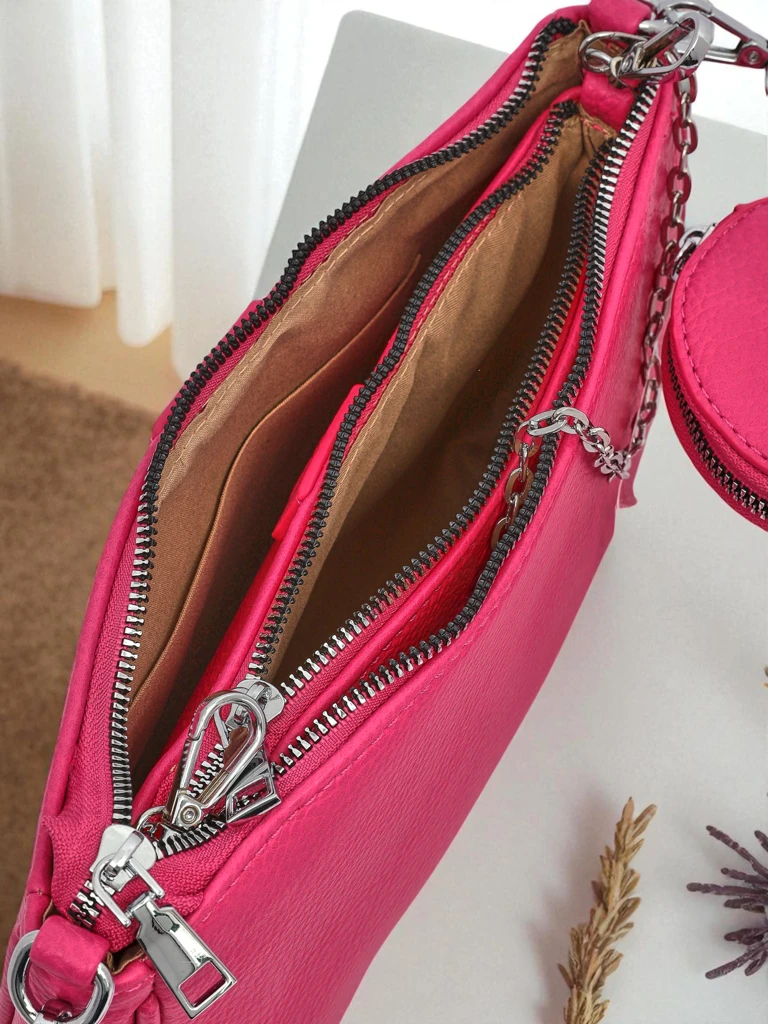 Aurelia Fuksjowa Дамска кожена мини чанта с верижка