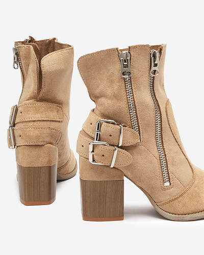 Светлокафяви дамски боти на кол Ferrgo- Footwear