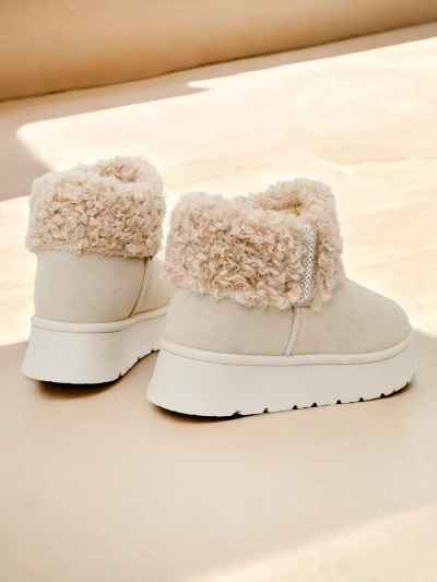 Дамски снежни ботуши Royalfashion с козина Rovvoy