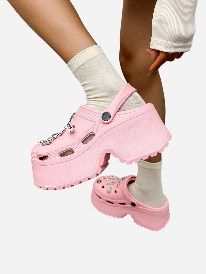 Royalfashion Женски гумени джапанки с декорации Dellos