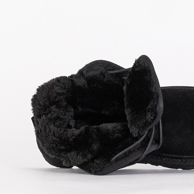 Czarne dziecięce krótkie sznurowane śniegowce Tibilis- Obuwie