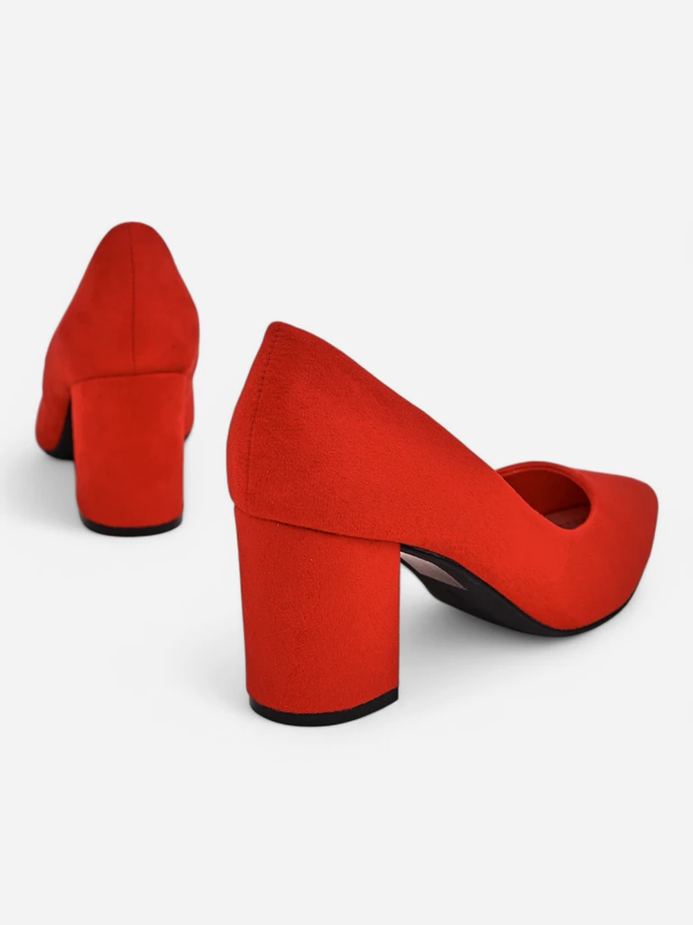 Royalfashion Дамски помпи от еко велур Ugandes