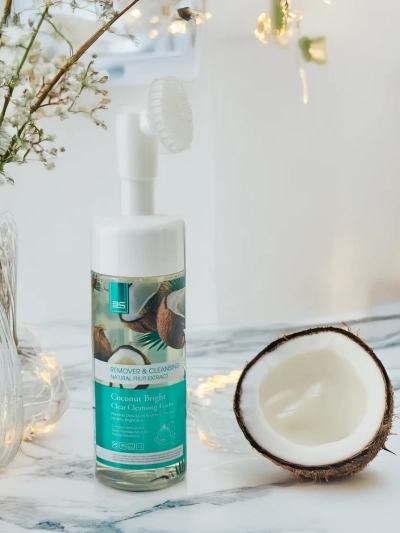 Почистваща хидратираща пяна за лице намаляваща обезцветяването КОКОС 150 мл