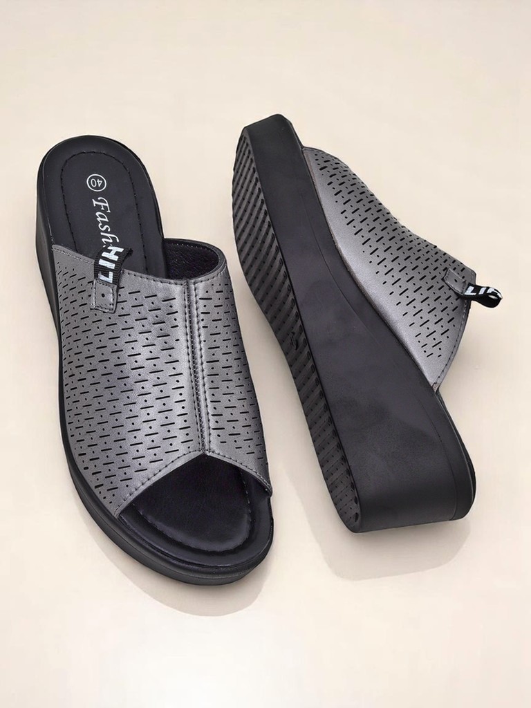 Royalfashion Дамски чехли на платформа Luna Wedge