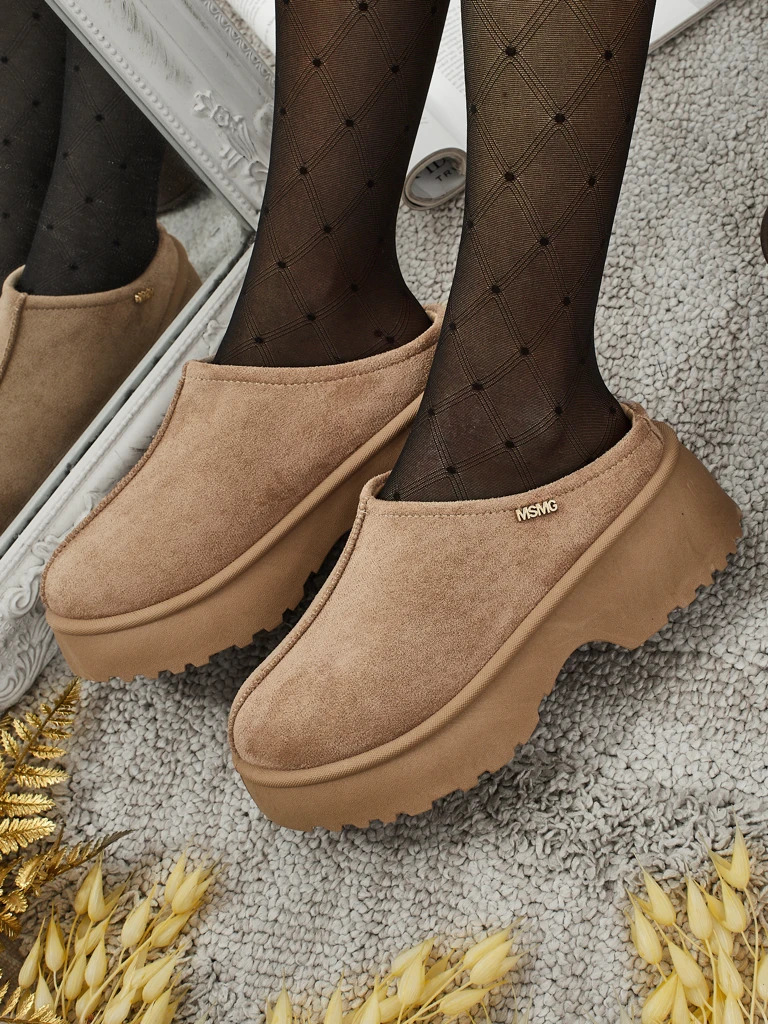 Къси дамски боти а'ла сноубутс с пухкава подплата Calindra