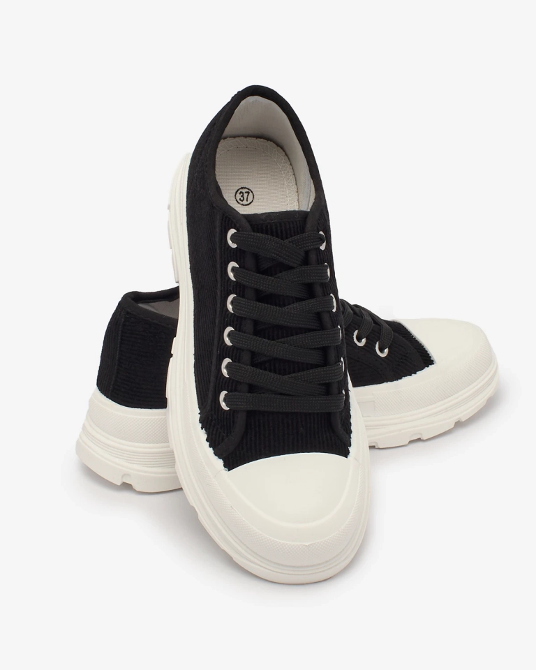 Royalfashion Черни дамски маратонки на платформа Spollero