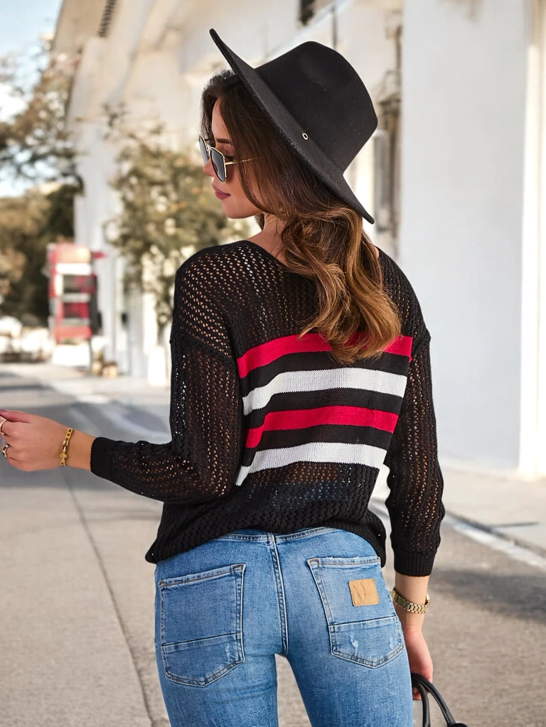 Royalfashion Черен ажурен дамски пуловер на райета