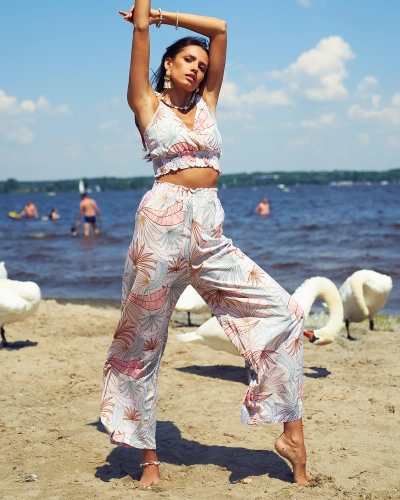 Royalfashion Дамски комплект с шарка в светло розово