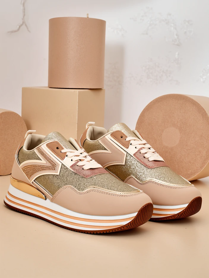 Royalfashion Женски маратонки с блясък Borovis