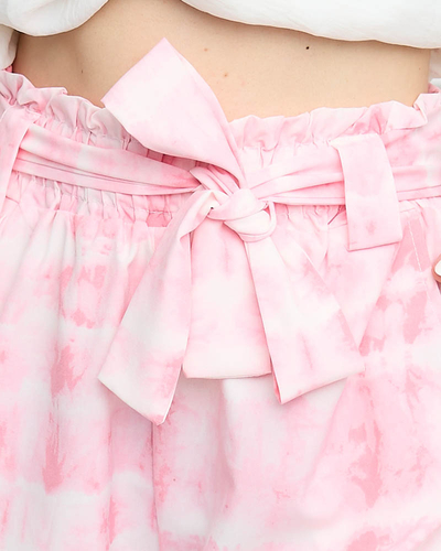 Różowe damskie materiałowe krótkie spodenki - Odzież