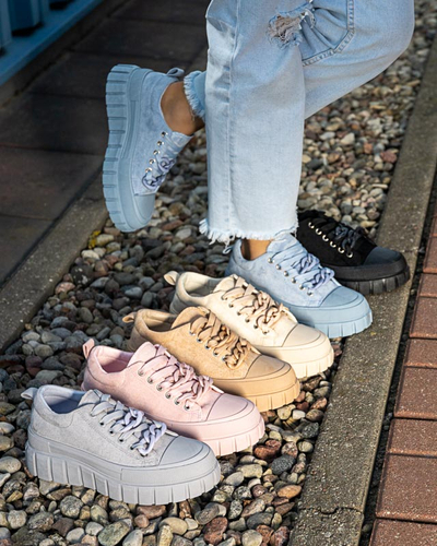 Wysokie damskie trampki w kolorze czarnym Mishta - Obuwie