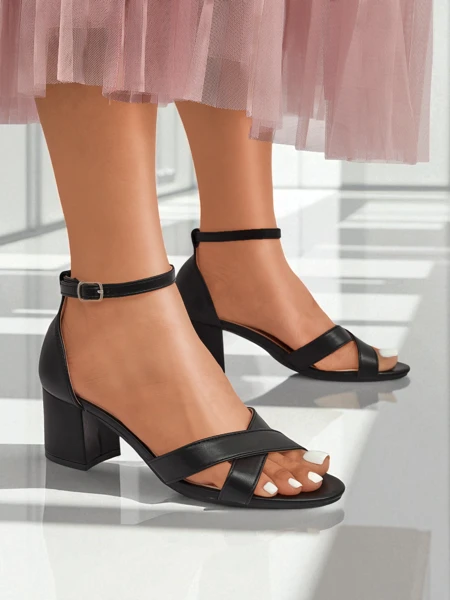 Royalfashion Дамски сандали на дебел ток Eleganza Strap