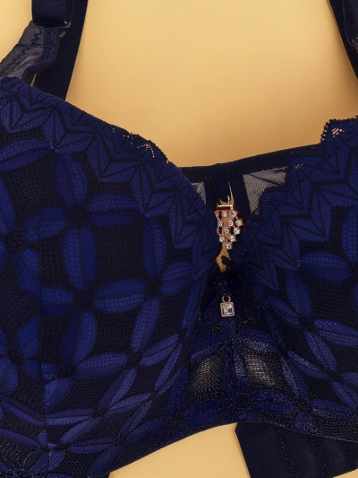 Royalfashion дамски подплънки с дантела