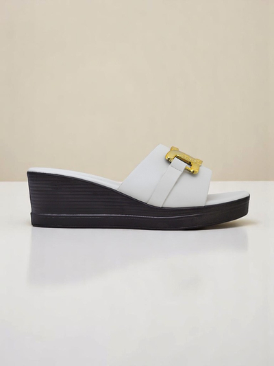 Royalfashion Дамски сандали на платформа Nolia