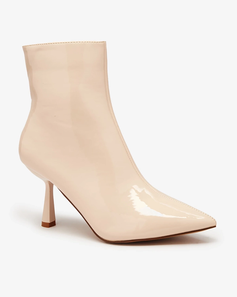 Royalfashion Бежови лакирани дамски ботуши с патешки ток Елегантен Класически