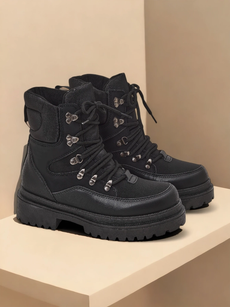 Дамски ботуши Трапер на Royalfashion Savelly