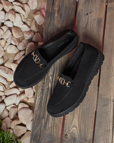 Royalfashion Черни дамски мокасини от плат със златна украса Ertica