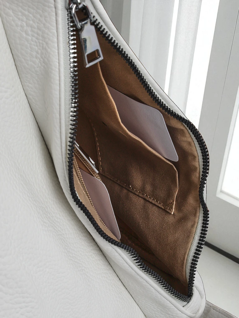 Royalfashion Малка дамска чанта от еко кожа Kovu Fasi