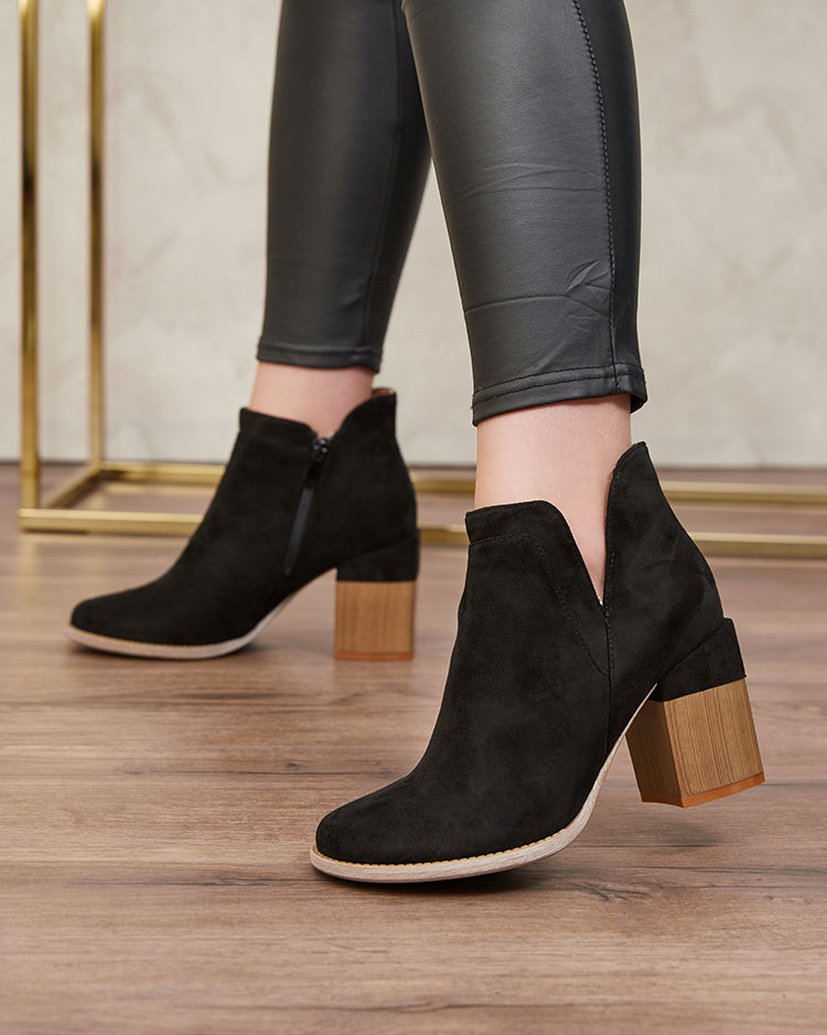 Royalfashion Черни дамски ботуши на ток Ricteas