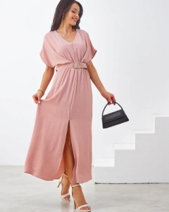 Светло розово