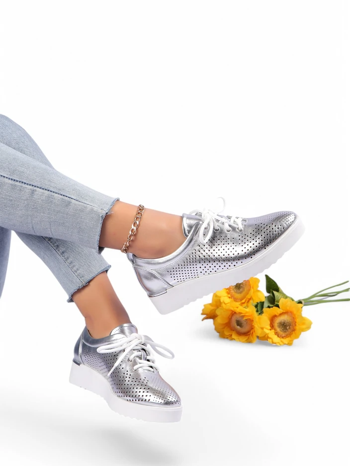 Royalfashion Женски перфорирани обувки Gofielle