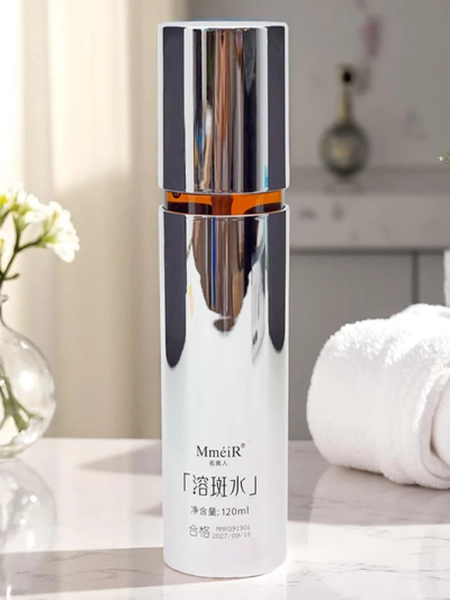 Изсветляващ тоник за лице, намаляващ петната