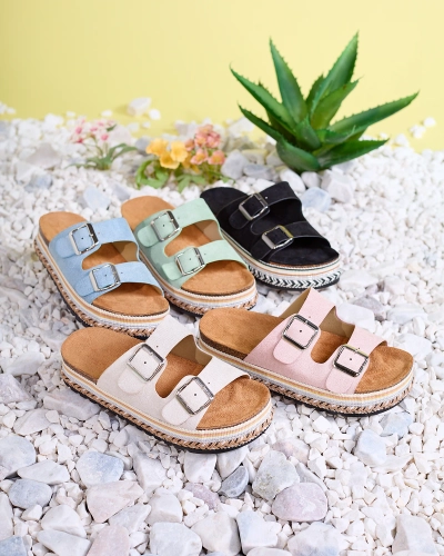 Royalfashion Дамски джапанки с катарами в светло розово Monna