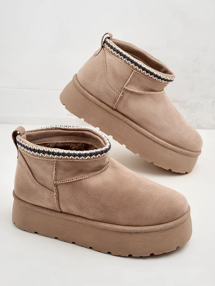 Royalfashion Дамски къси ботуши a'la snow boots Xoalla