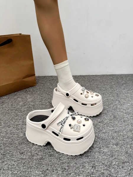 Royalfashion Жени гумени сандали с декорации Dellos