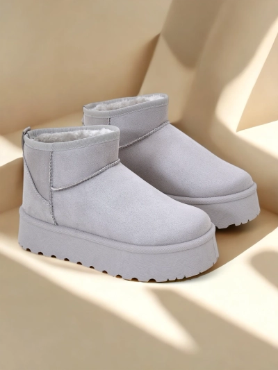 Royalfashion Къси дамски снежни ботуши а'ла Фофио